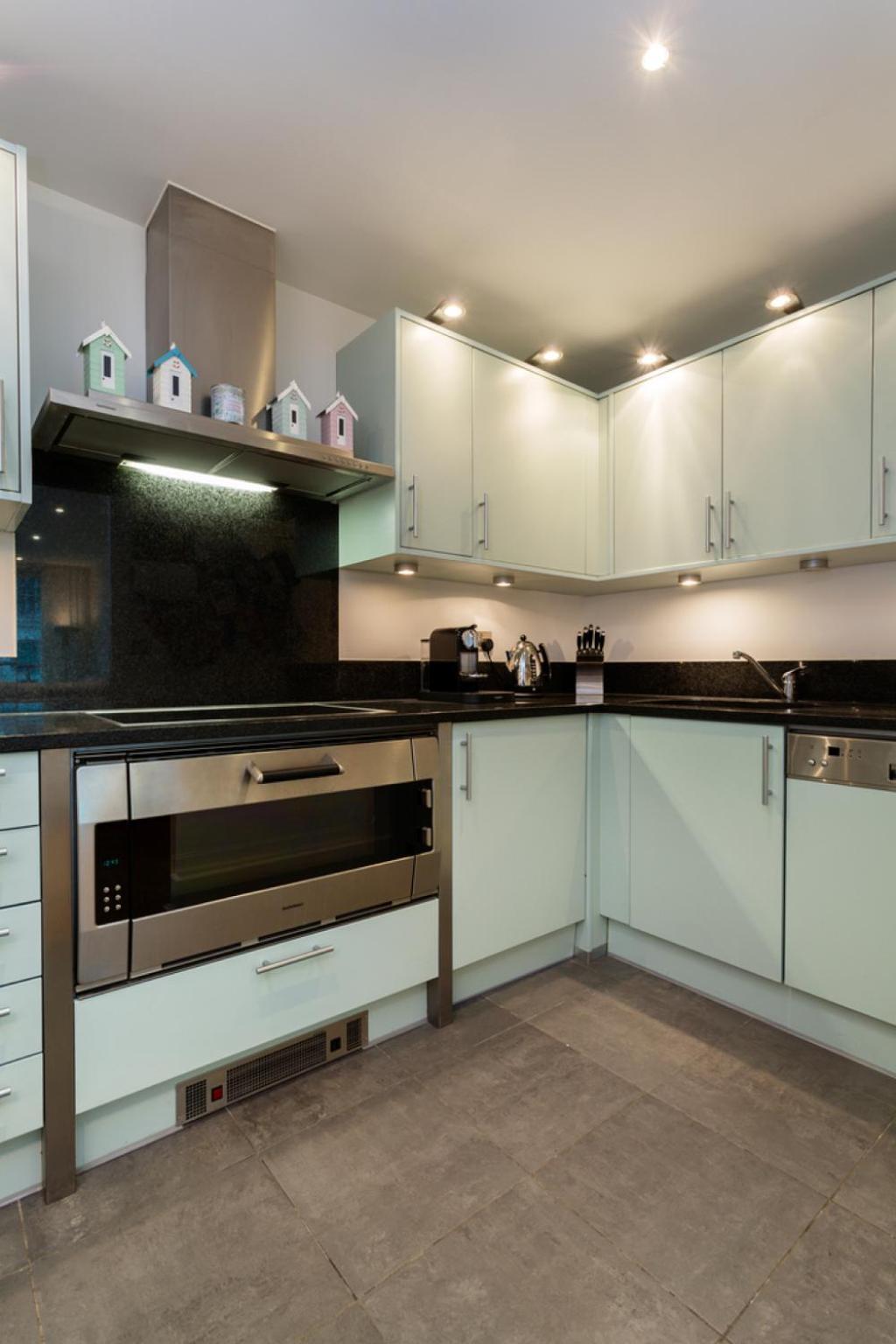 Veeve - Modernist Wharf Apartment Лондон Екстериор снимка